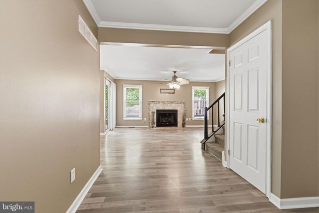 1586 BUD LN, Yardley, PA 19067
