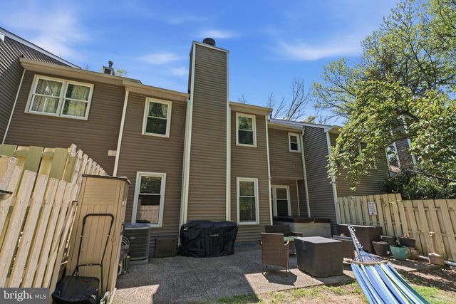 1586 BUD LN, Yardley, PA 19067