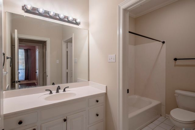 1223 E Stanwick Pl, Saint George, LA 70810