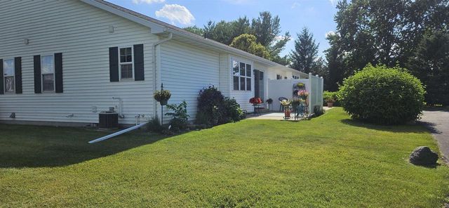 164 SOUTHLAKE CIRCLE, Fond Du Lac, WI 54935