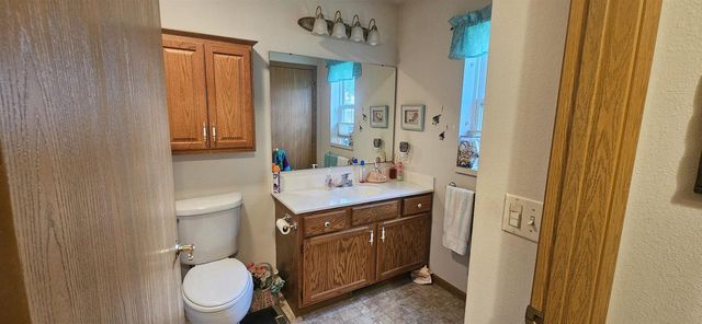 164 SOUTHLAKE CIRCLE, Fond Du Lac, WI 54935