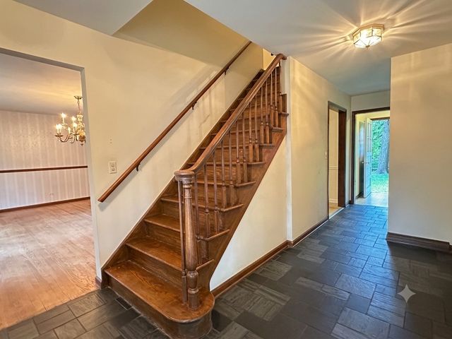 1009 Anne Road, Naperville, IL 60540