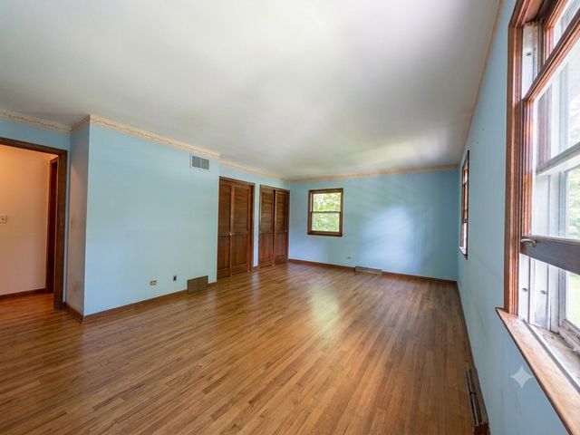 1009 Anne Road, Naperville, IL 60540