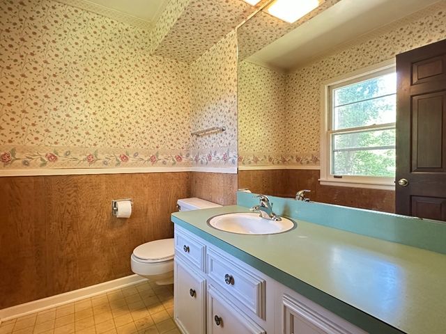 1009 Anne Road, Naperville, IL 60540