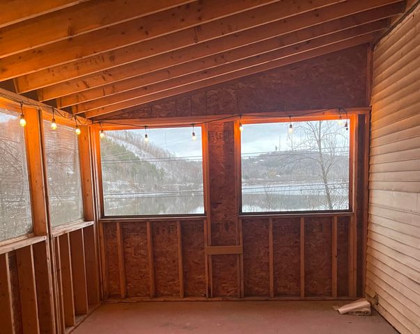 428 Coventry Street, Newport City, VT 05855