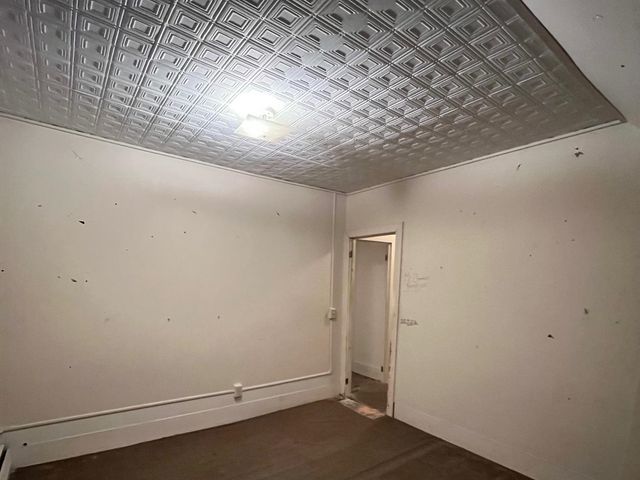 428 Coventry Street, Newport City, VT 05855