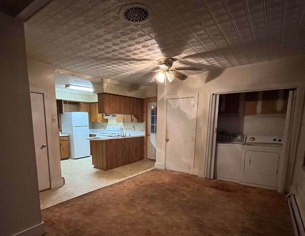 428 Coventry Street, Newport City, VT 05855