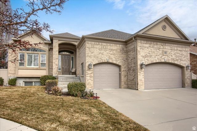 1653 E CRESCENT VIEW CIRCLE CIR, Sandy, UT 84092