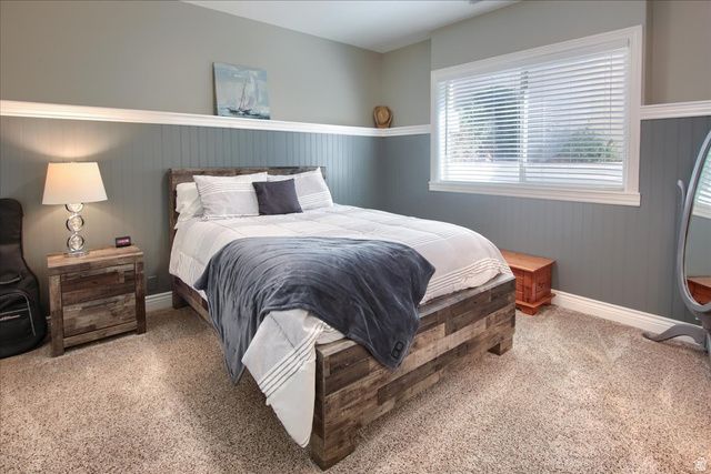 1653 E CRESCENT VIEW CIRCLE CIR, Sandy, UT 84092