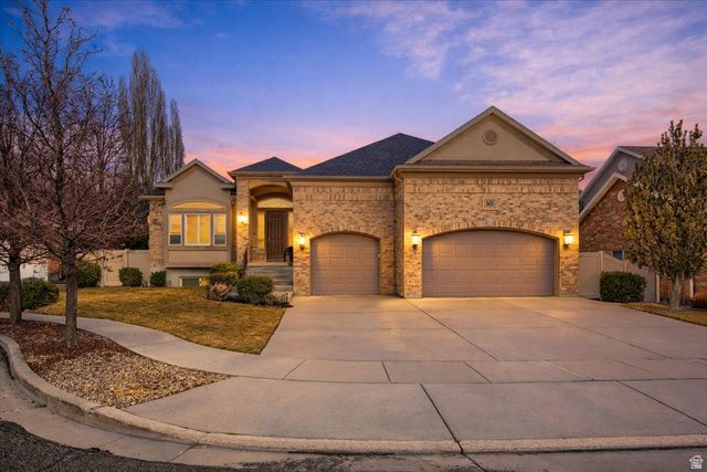 1653 E CRESCENT VIEW CIRCLE CIR, Sandy, UT 84092