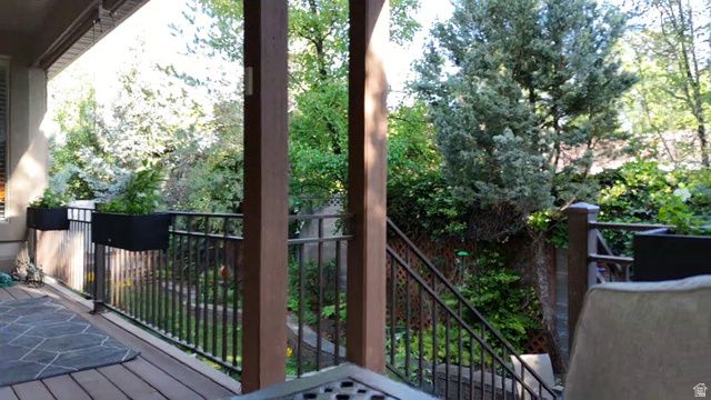 1653 E CRESCENT VIEW CIRCLE CIR, Sandy, UT 84092