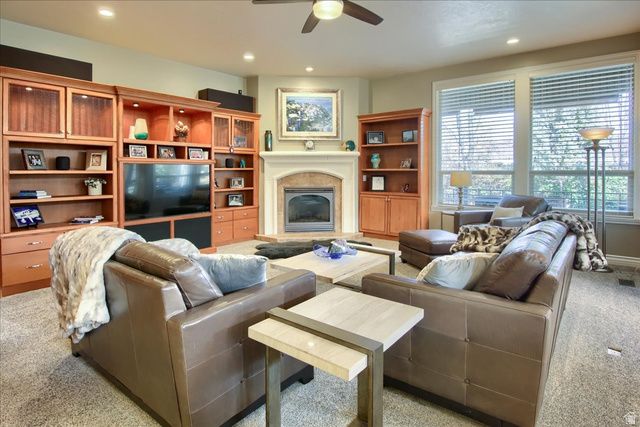 1653 E CRESCENT VIEW CIRCLE CIR, Sandy, UT 84092