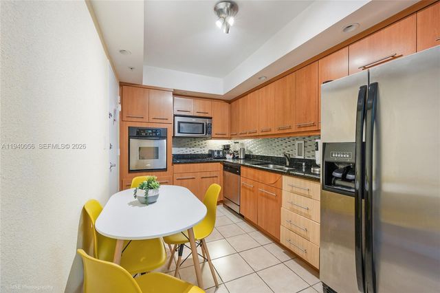 4001 S Ocean Dr 3B, Hollywood, FL 33019