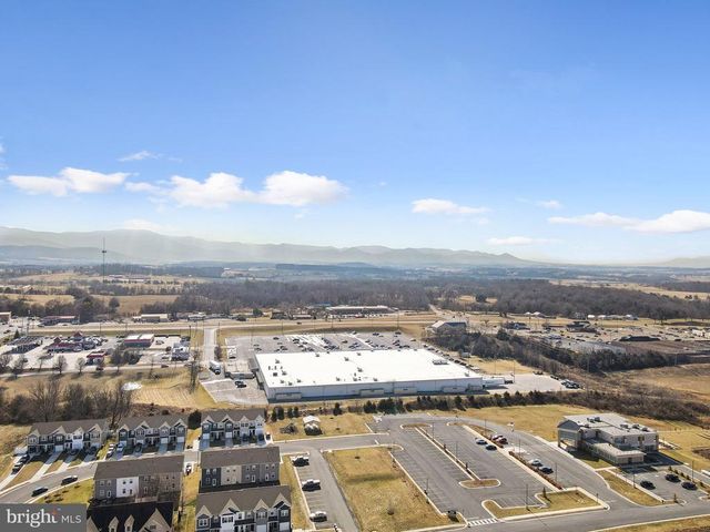 143 RAE CT, Luray, VA 22835