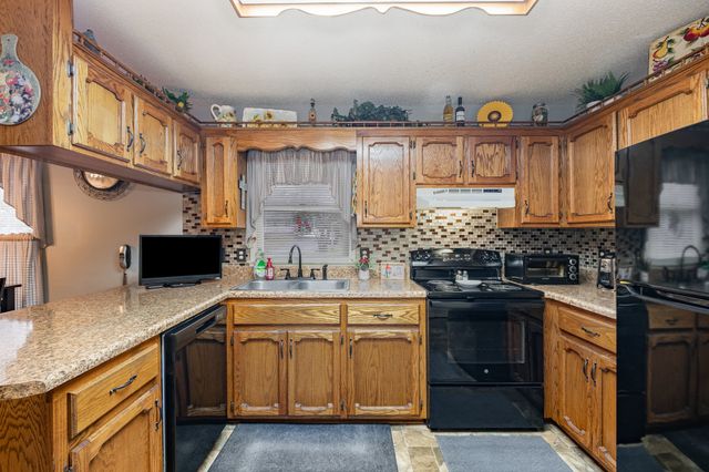 913 Bedford Pl, Columbia, TN 38401