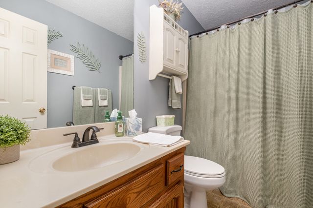 913 Bedford Pl, Columbia, TN 38401