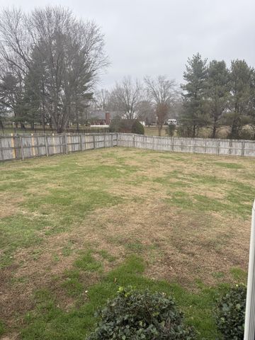 913 Bedford Pl, Columbia, TN 38401