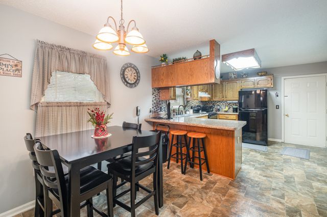 913 Bedford Pl, Columbia, TN 38401