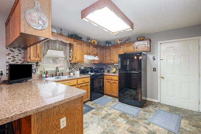 913 Bedford Pl, Columbia, TN 38401