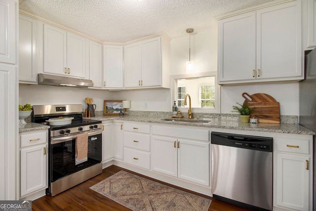 133 N Bellview Road, Aragon, GA 30104