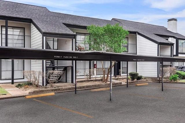 4400 Memorial Drive 15-1102, Houston, TX 77007