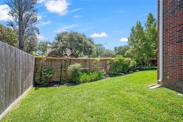1206 Melford Drive, Houston, TX 77077