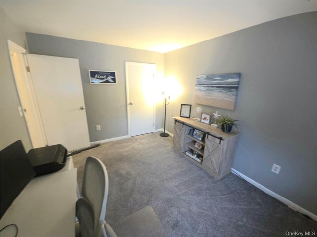 87 5th Avenue, Newburgh, NY 12550