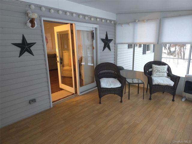 87 5th Avenue, Newburgh, NY 12550