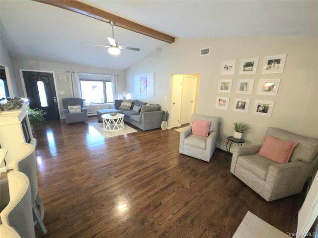 87 5th Avenue, Newburgh, NY 12550