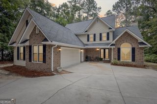 16 Forest Pine Drive, Statesboro, GA 30458