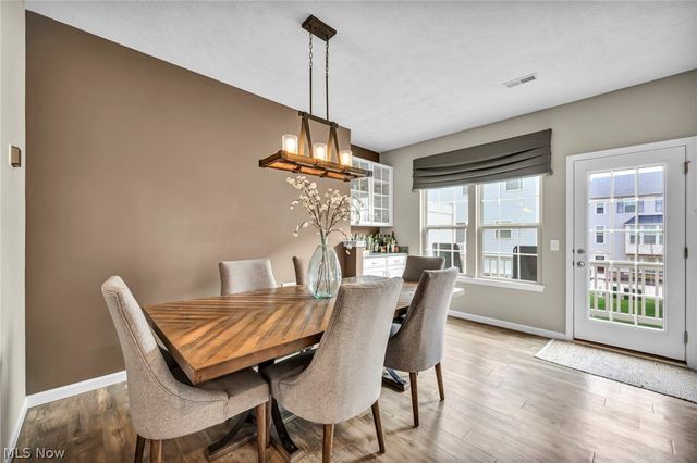 1383 Beach Avenue, Lakewood, OH 44107