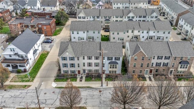 1383 Beach Avenue, Lakewood, OH 44107