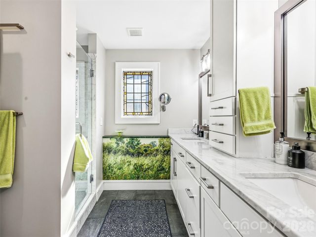 101 Glen Trillium Drive, Fletcher, NC 28732