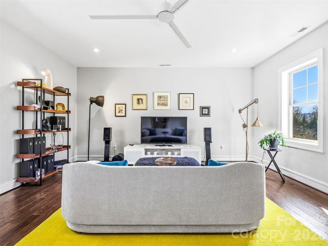 101 Glen Trillium Drive, Fletcher, NC 28732