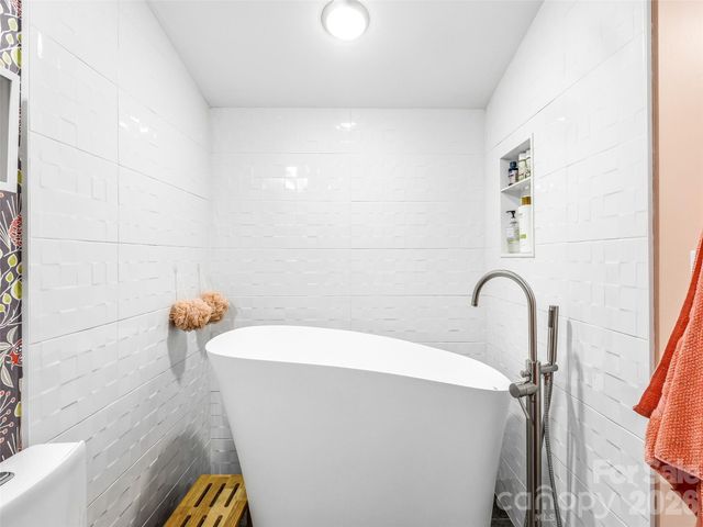 101 Glen Trillium Drive, Fletcher, NC 28732