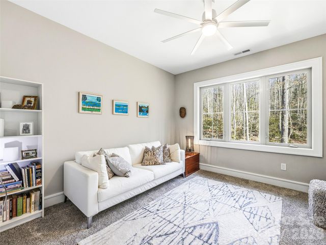 101 Glen Trillium Drive, Fletcher, NC 28732