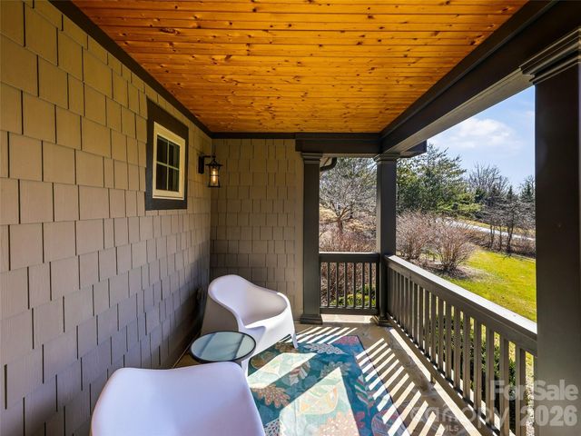 101 Glen Trillium Drive, Fletcher, NC 28732