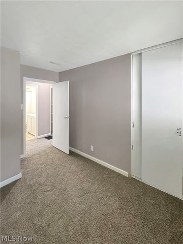 919 Kickapoo Avenue, Akron, OH 44305