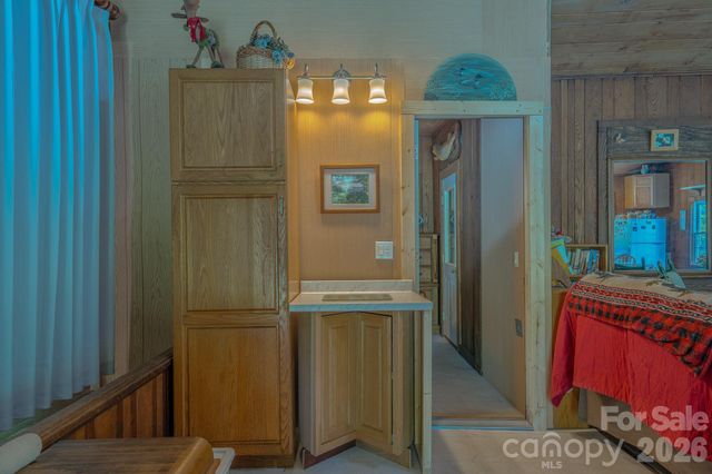1712 Little Creek Road, Hot Springs, NC 28743