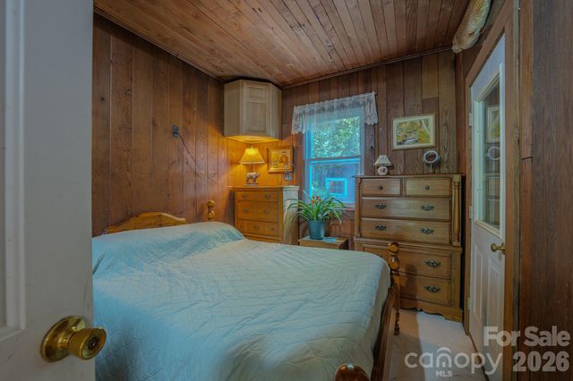 1712 Little Creek Road, Hot Springs, NC 28743