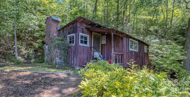 1712 Little Creek Road, Hot Springs, NC 28743