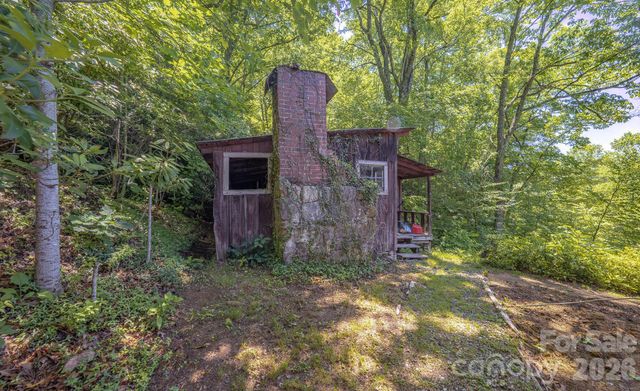 1712 Little Creek Road, Hot Springs, NC 28743