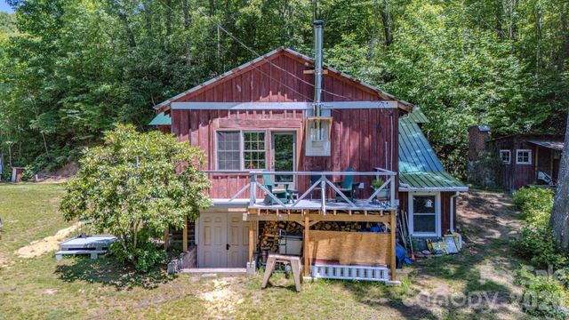 1712 Little Creek Road, Hot Springs, NC 28743