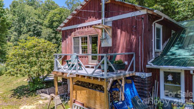 1712 Little Creek Road, Hot Springs, NC 28743