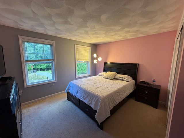 25 Winston Cir, Haverhill, MA 01830