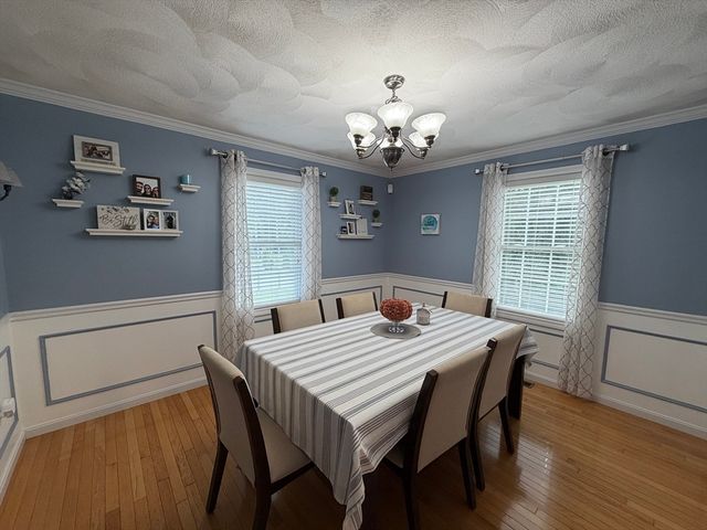 25 Winston Cir, Haverhill, MA 01830