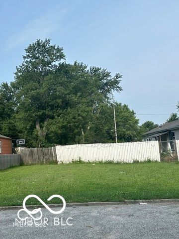 634 Dayton Avenue, Indianapolis, IN 46203