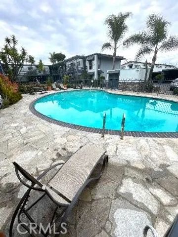 931 W 19th Street 10, Costa Mesa, CA 92627