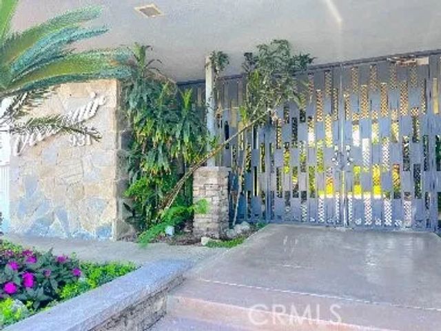 931 W 19th Street 10, Costa Mesa, CA 92627
