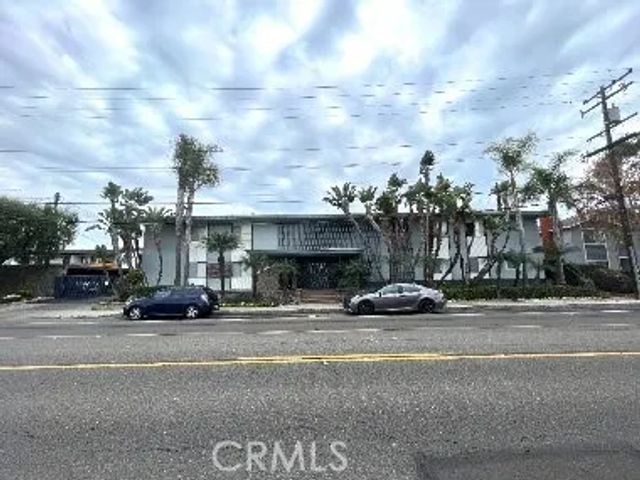 931 W 19th Street 10, Costa Mesa, CA 92627